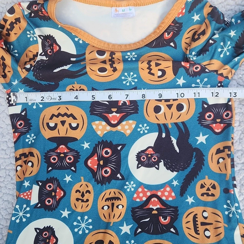 SHIRLEY AND STONE, Kids Soft  Halloween Cat and Pumpkin Print Pajama Set Sz M